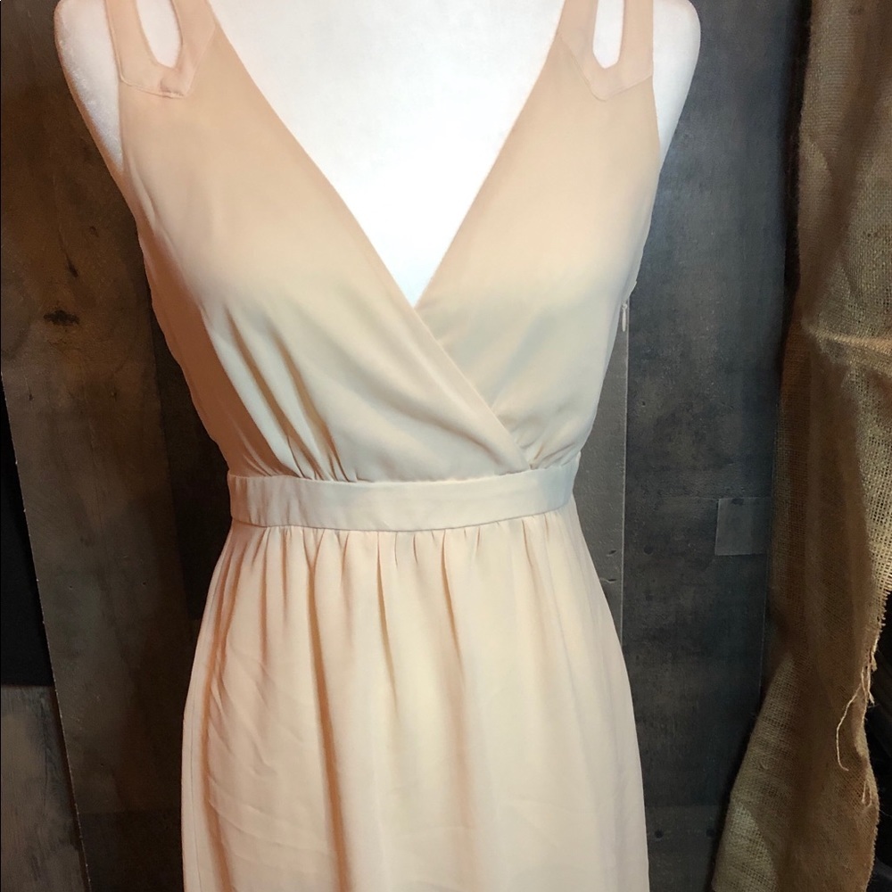 Peach/cream Beautiful Gown size Small - Picture 2 of 7